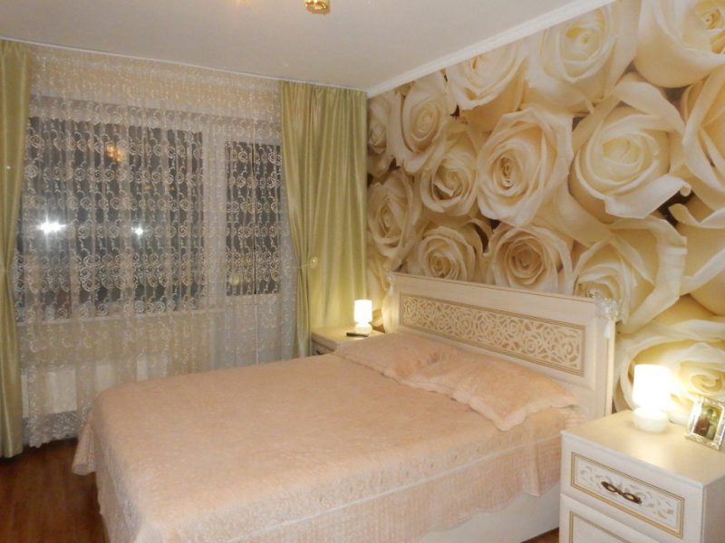 غرفة نوم في الألوان الخفيفة تصميم الصورة