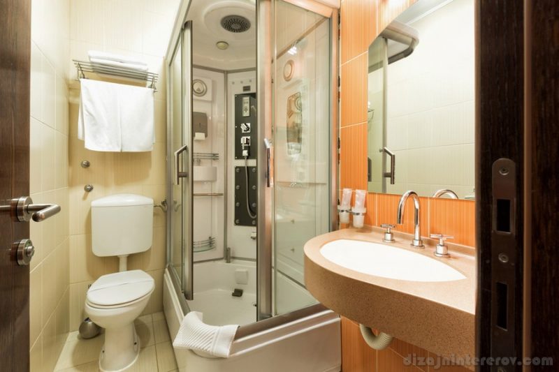 Elegant hotel bathroom interior