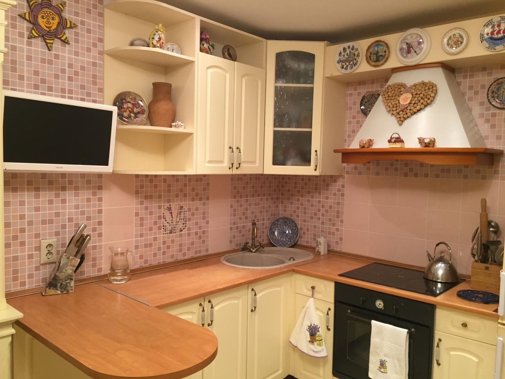 Примеры кухни для маленькой кухни фото