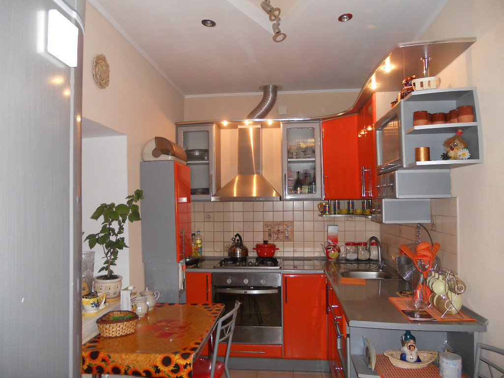 Дизайн кухни 4 кв. метра: 100+ реальных фото примеров и идей оформления